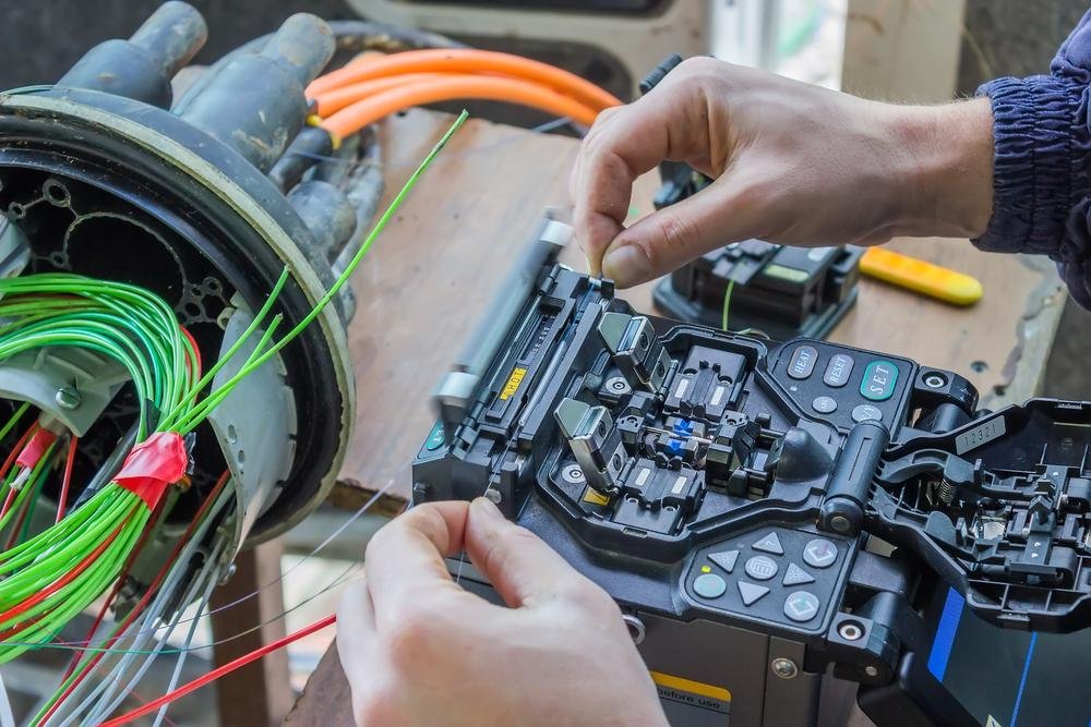 Optical fibre and connectivity technology