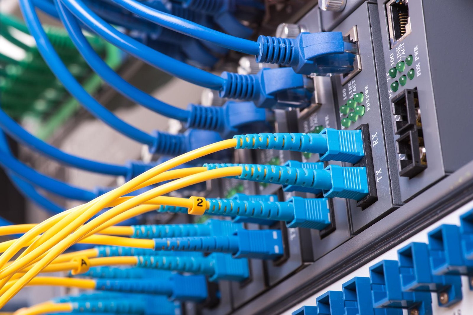 Network infrastructure and server equipment